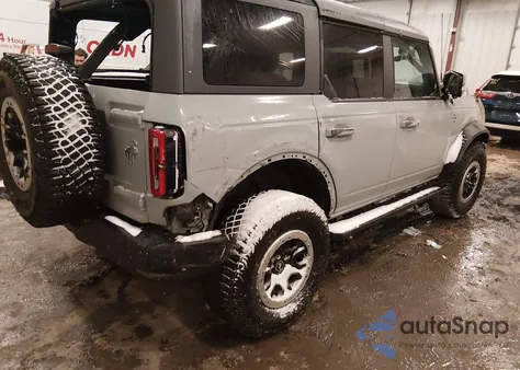 2023 Ford Bronco Outer Banks z USA, uszkodzony, nr VIN 1FMEE5DP6PLB53224